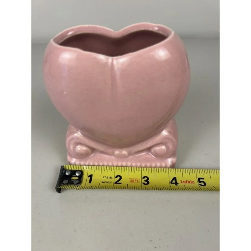 Vintage Pink Ceramic Heart Shaped‎ Vase Scrolled Pedestal Base Mid Century Style